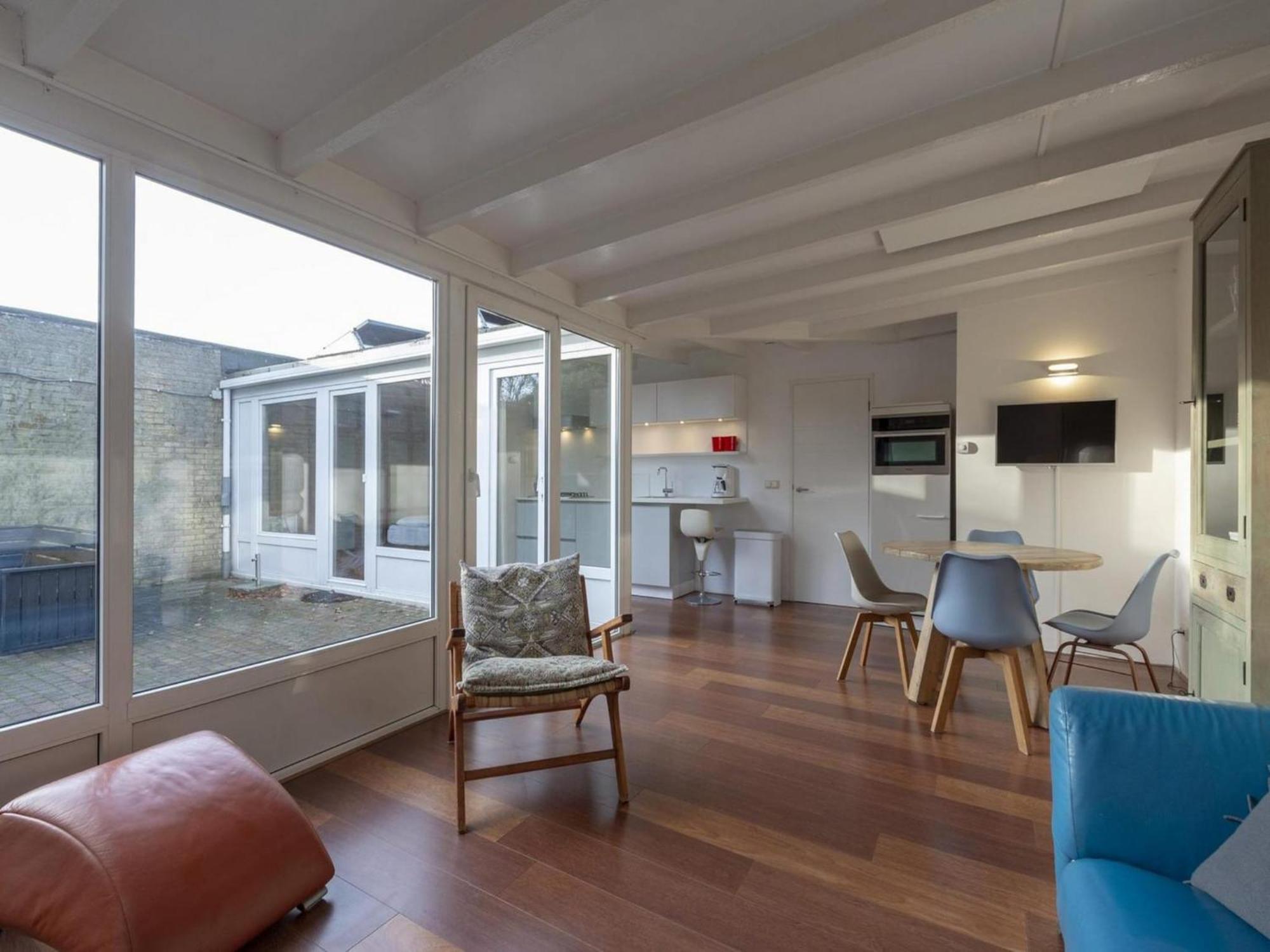 Stylish Bungalow With A Large Garden Sint Maartensvlotbrug Екстериор снимка