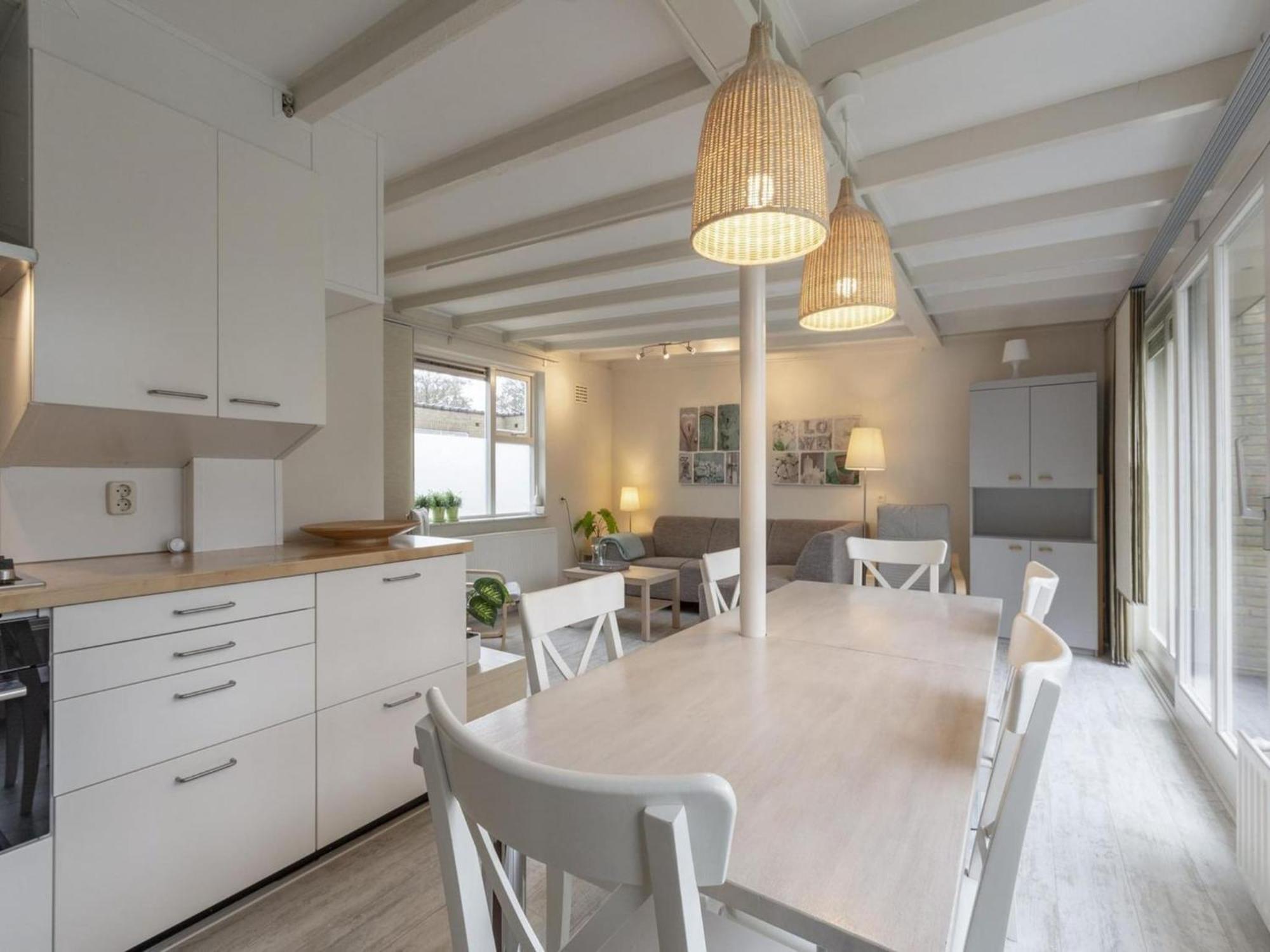 Stylish Bungalow With A Large Garden Sint Maartensvlotbrug Екстериор снимка